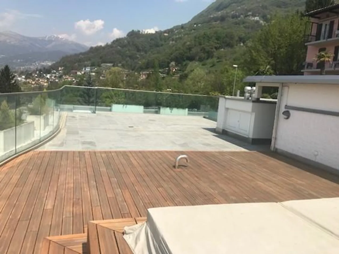 Atemberaubende Penthouse mit Dachterrasse Albonago - Foto 12 von 15