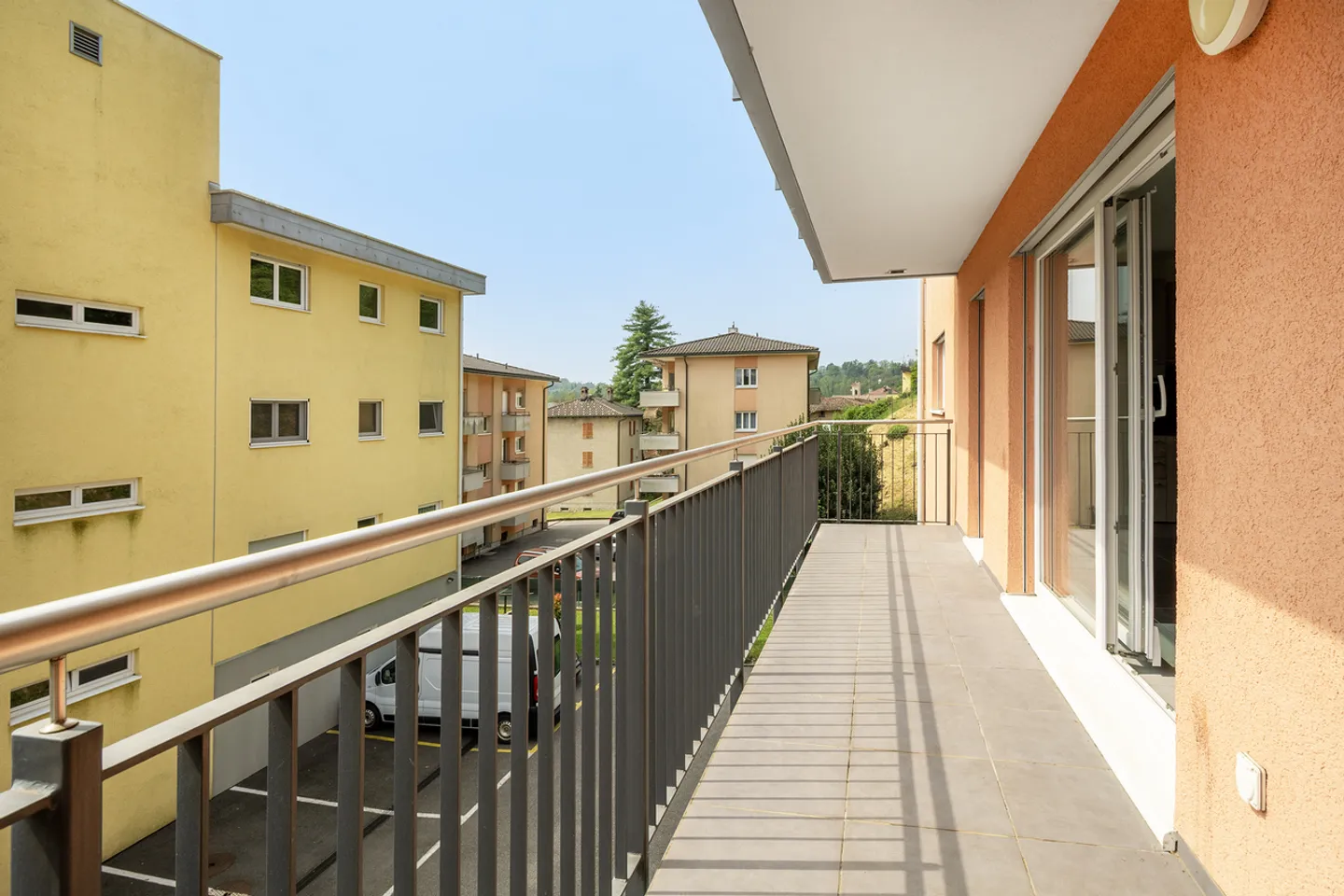 Appartamento moderno a un buon prezzo - Foto 9 di 12