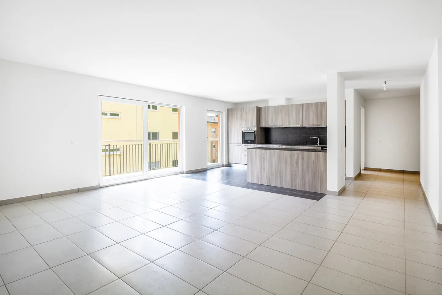 Appartamento moderno a un buon prezzo - Foto 1 di 12