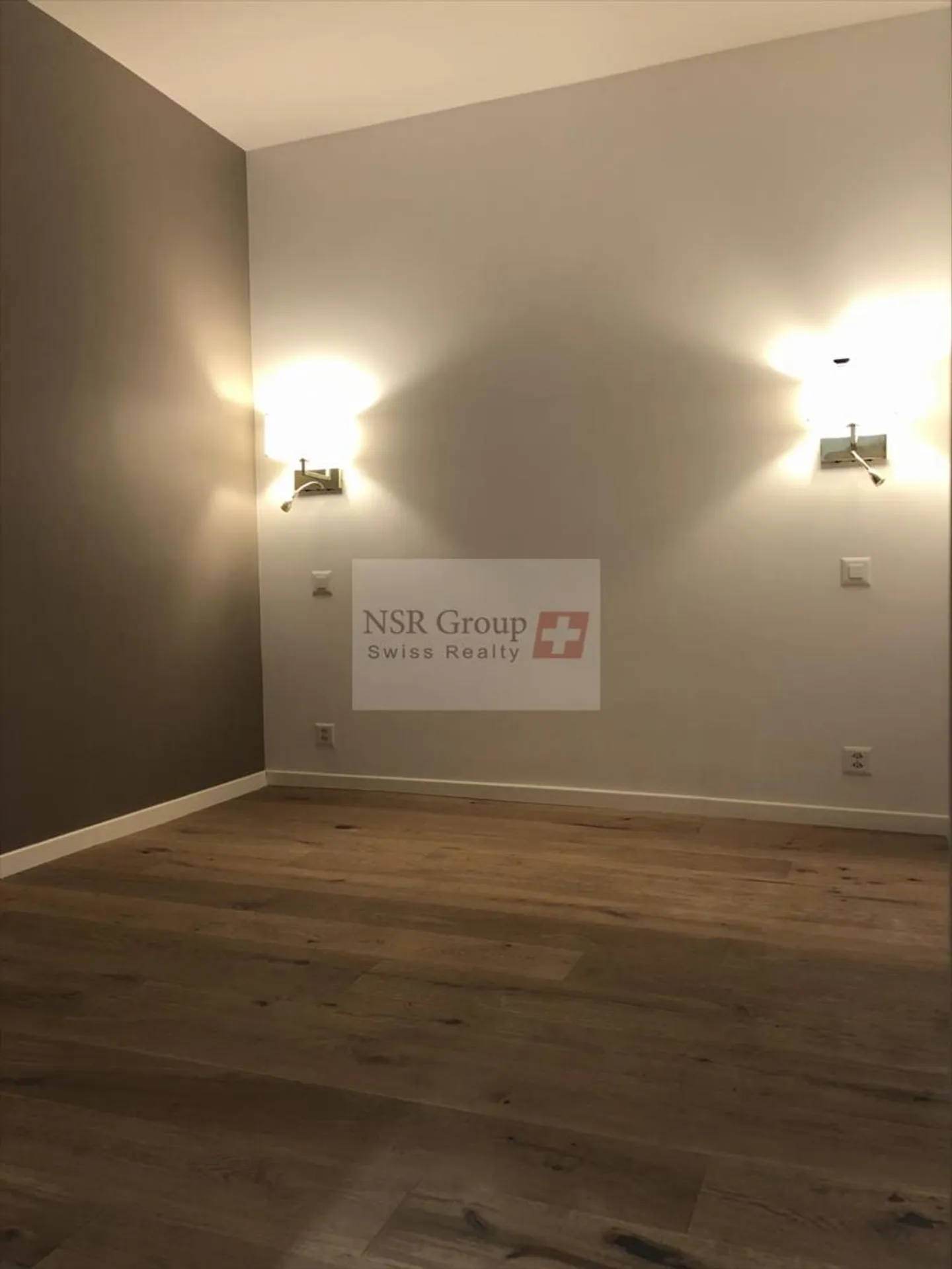 Appartamento di 2 stanze completamente ristrutturato nel cuore di Eaux-Vives - Foto 2 di 5