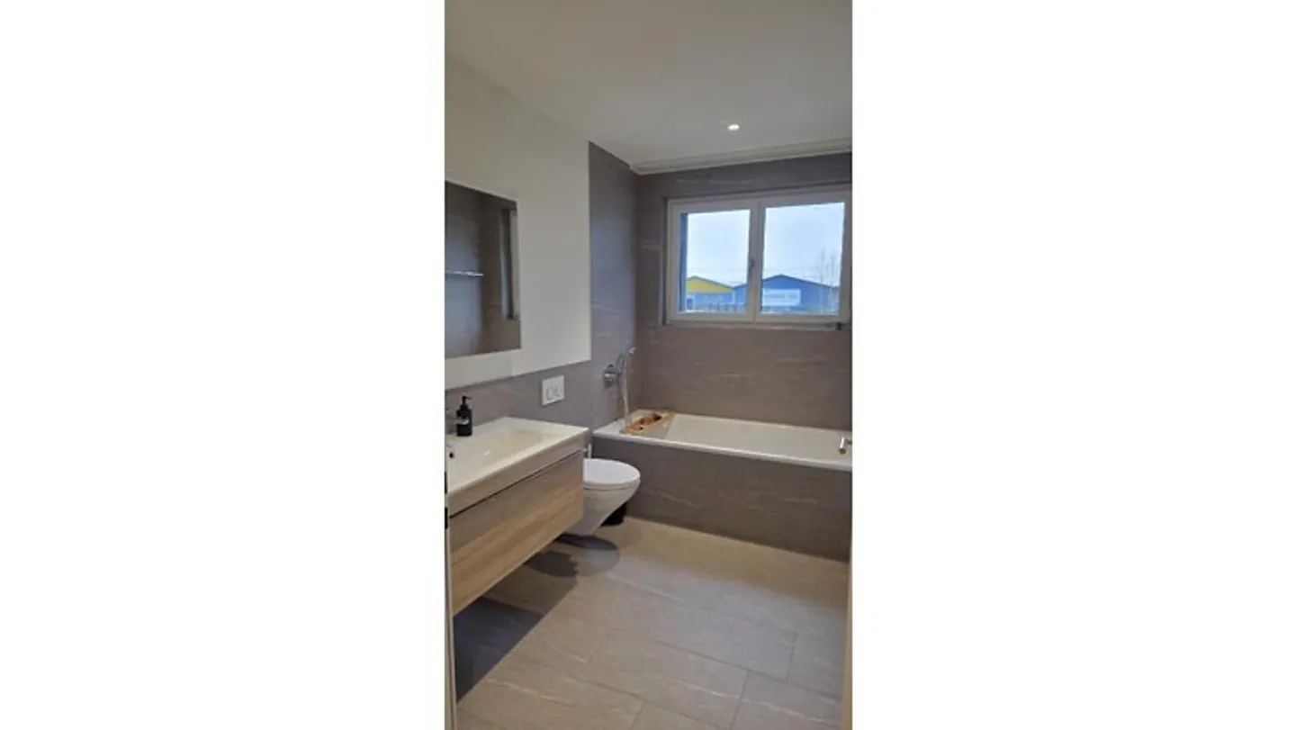 APPARTAMENTO 2½ STANZE A RICKENBACH B. WIL (TG), ARREDATO, TEMPORANEO - Foto 6 di 10