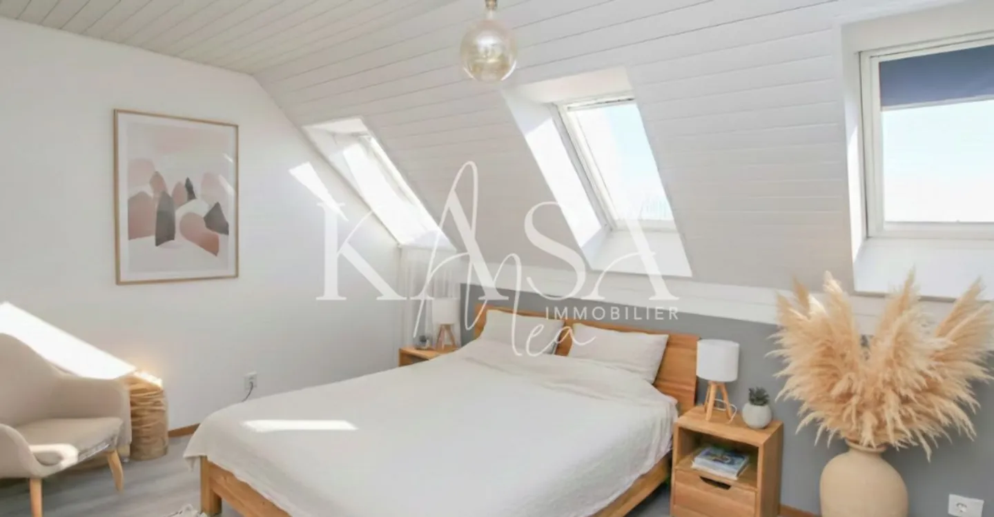 Ertragsduplex (ca. 4%) - Mieter vorhanden, ideal für Investoren - Foto 7 von 12