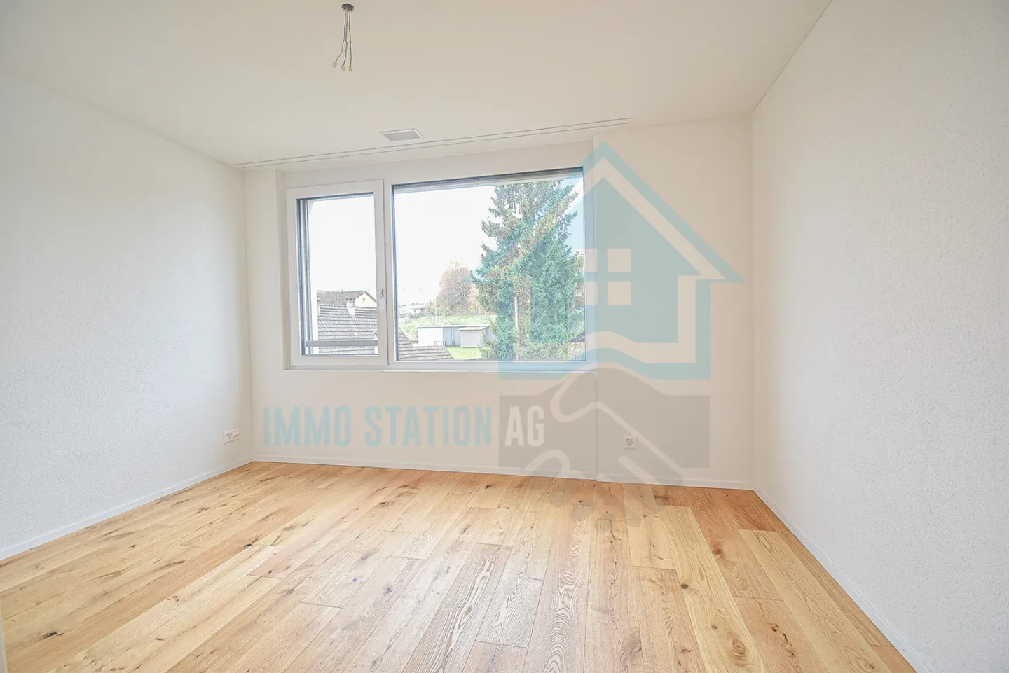 Stylish Attic Apartment in Zurich - Photo 12 of 15