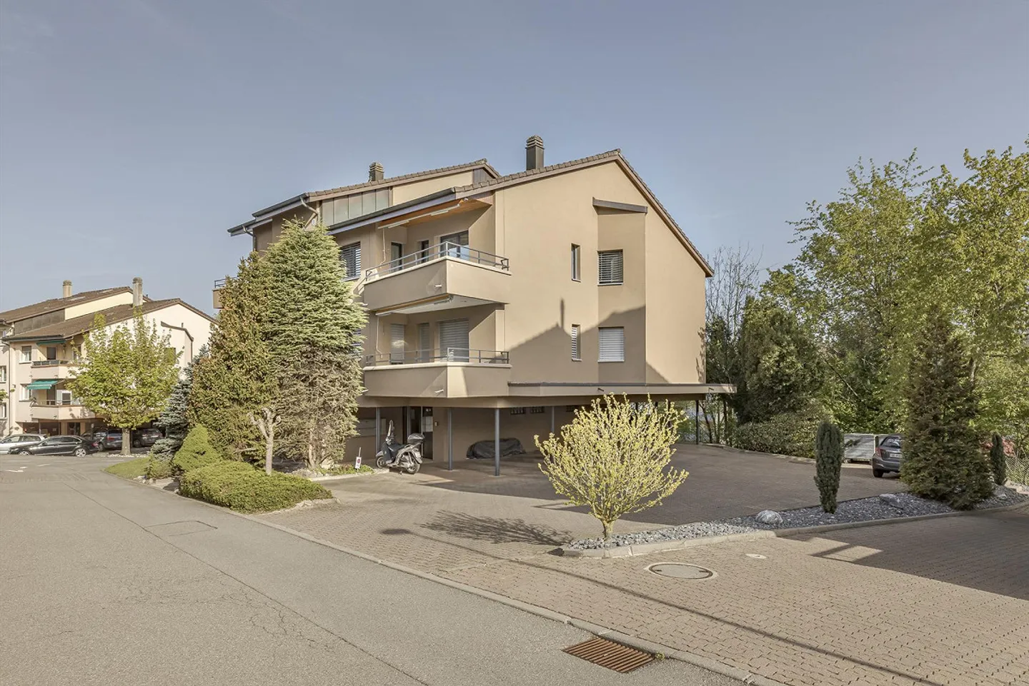 Investment property with 6 apartments - Givisiez FR - Photo 2 of 14