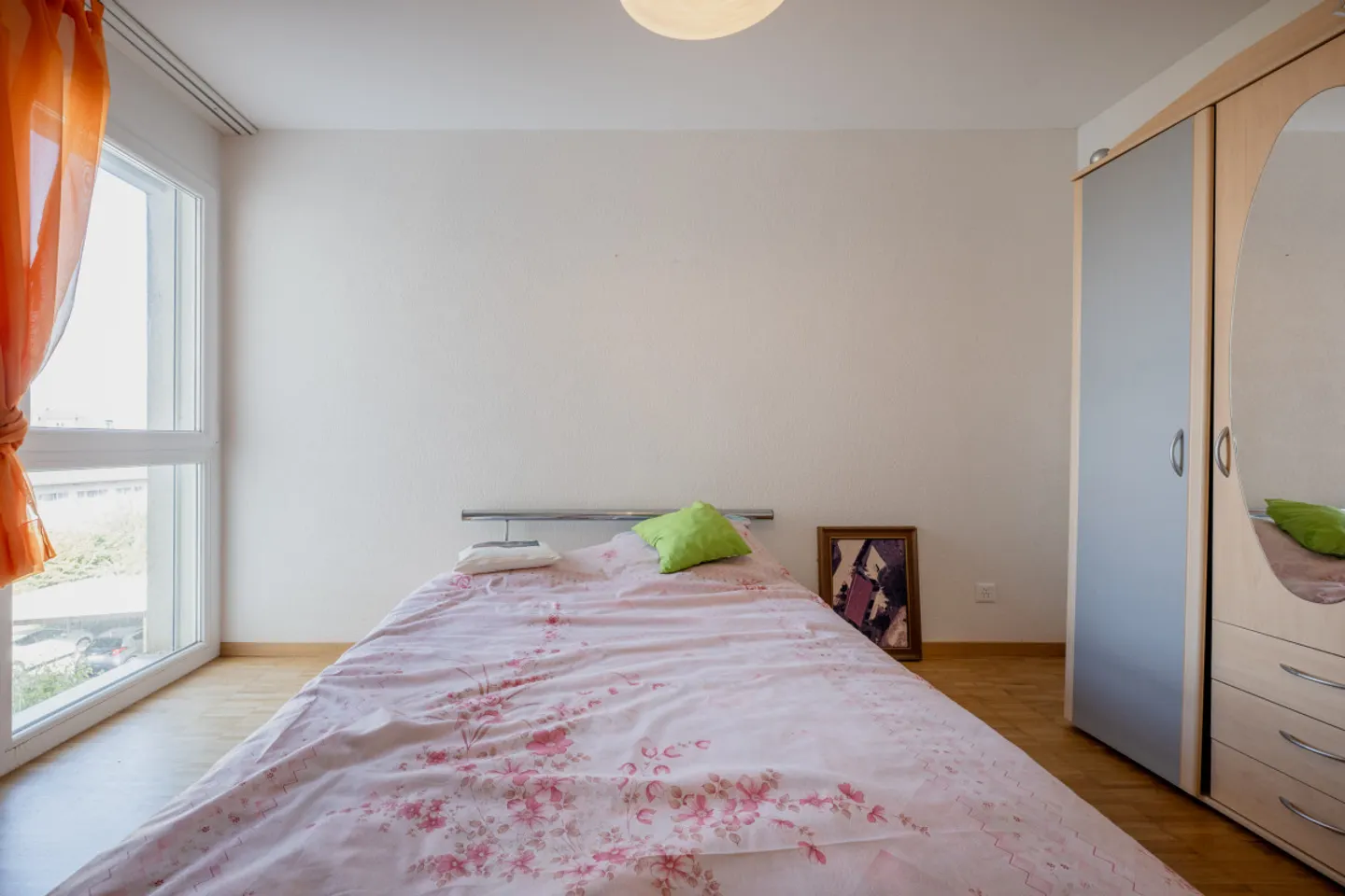 OPPORTUNITY TO GRAB IN THE HEART OF ESTAVAYER: Bright 4.5-room apartment - Photo 9 of 14