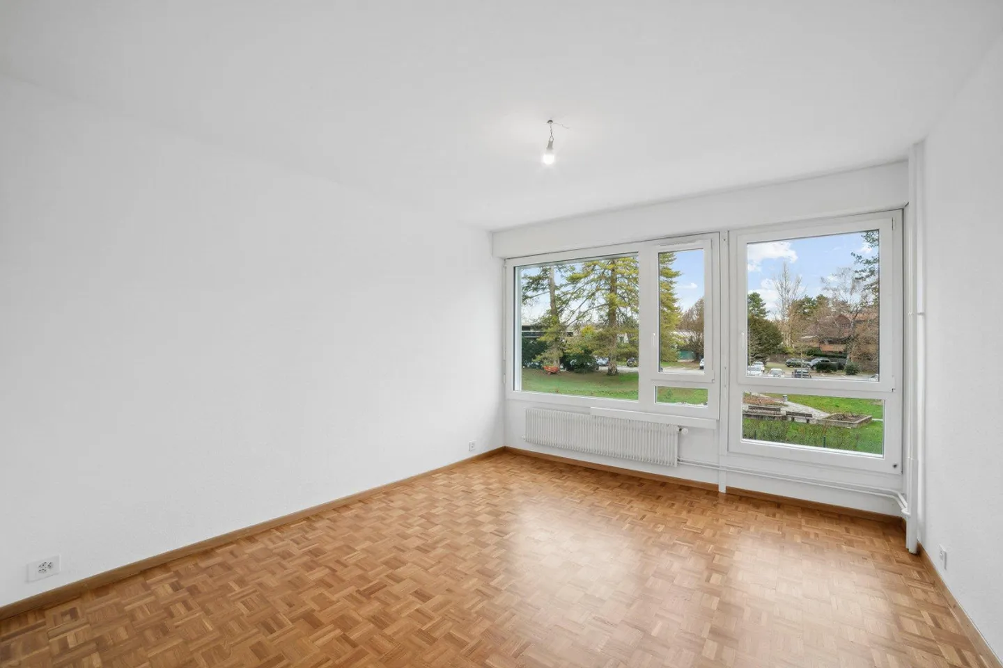 Geräumige 5-Zimmer-Wohnung - 130m2 - Hell und grüne Umgebung - Foto 7 von 10