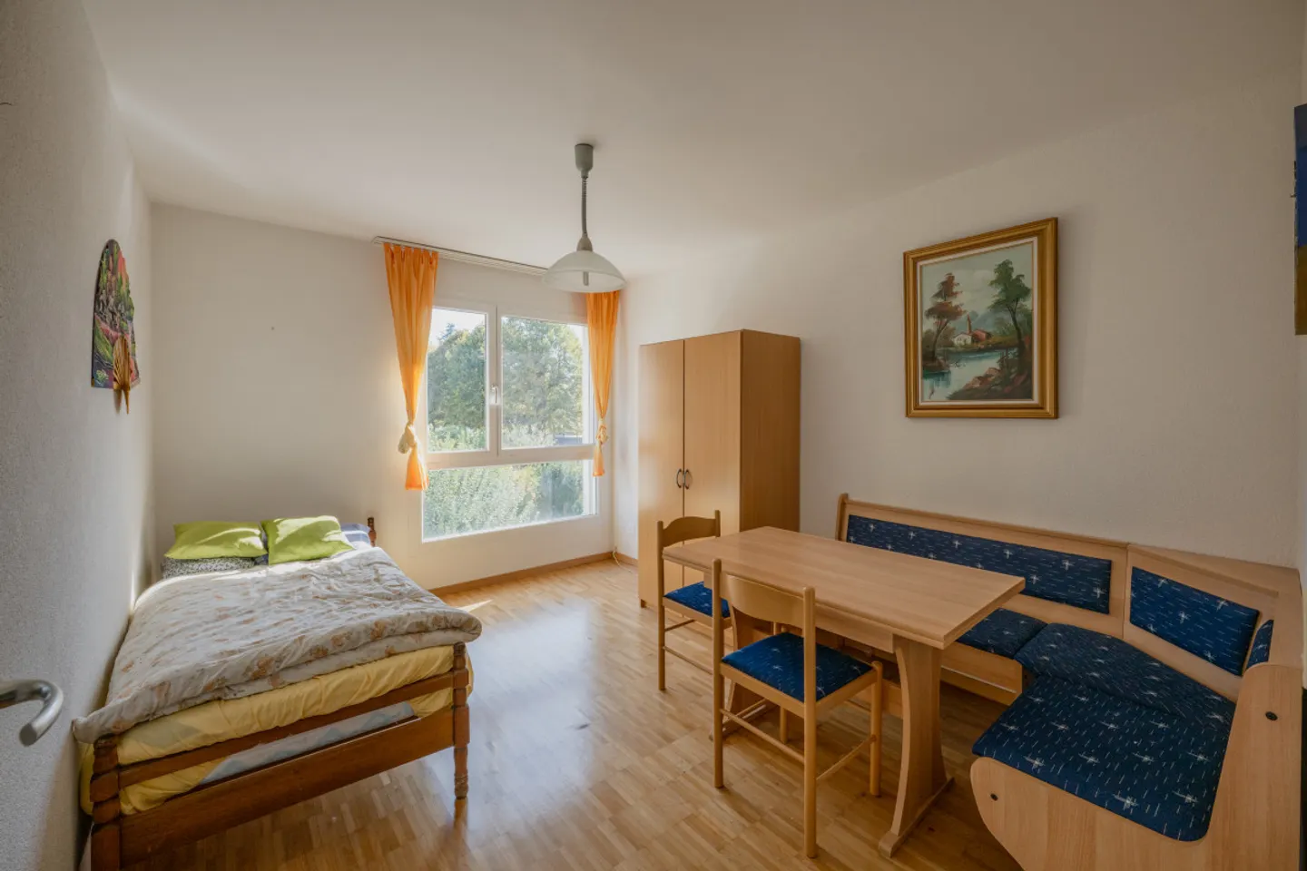 OPPORTUNITY TO GRAB IN THE HEART OF ESTAVAYER: Bright 4.5-room apartment - Photo 8 of 14