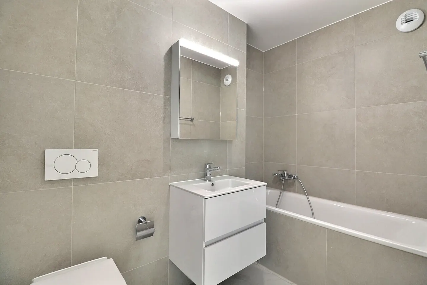 Geräumige Wohnung mit Dachboden - Foto 7 von 13