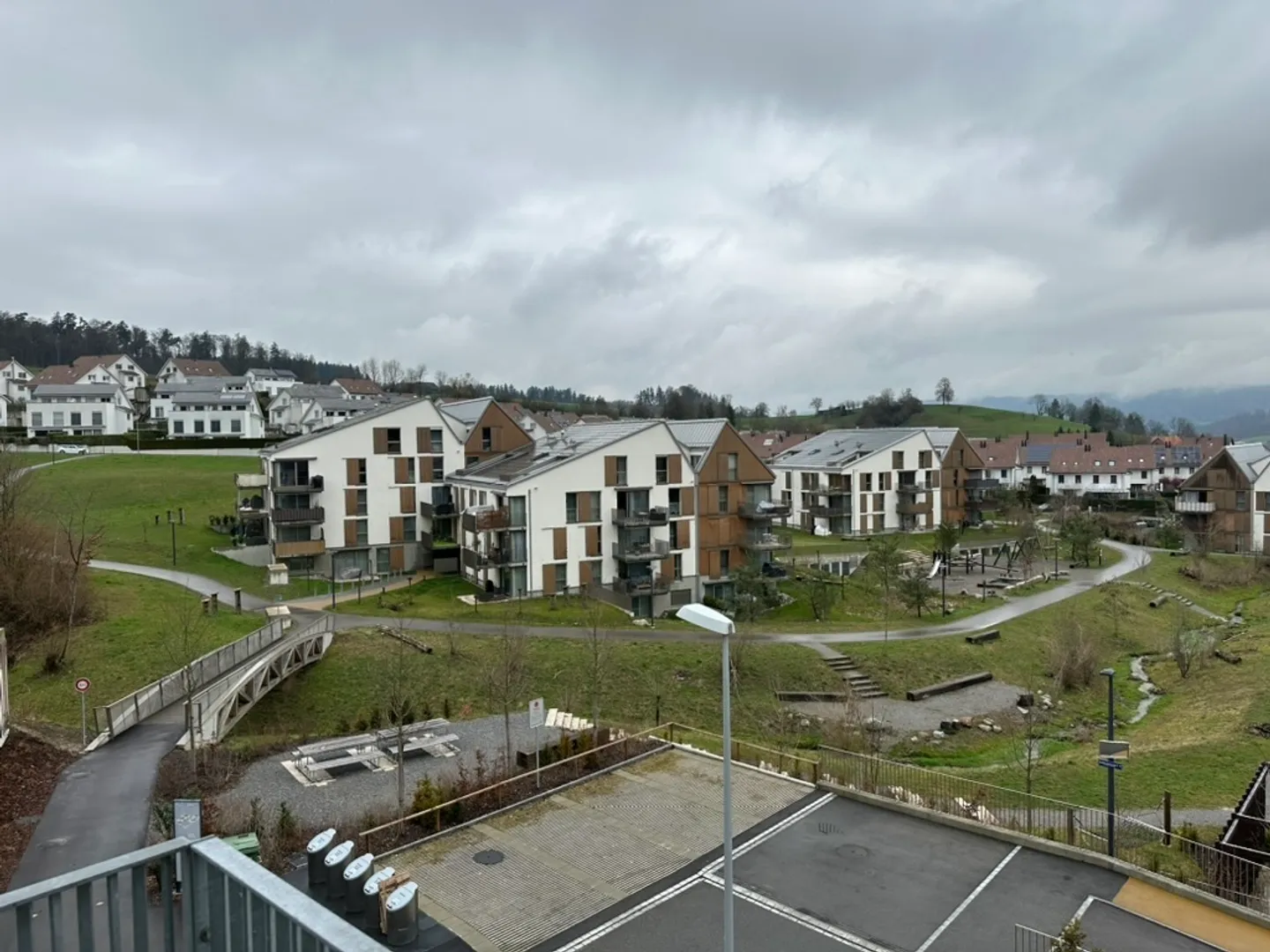 Grosszügige Dachwohnung mit Liftzugang - Foto 12 von 13