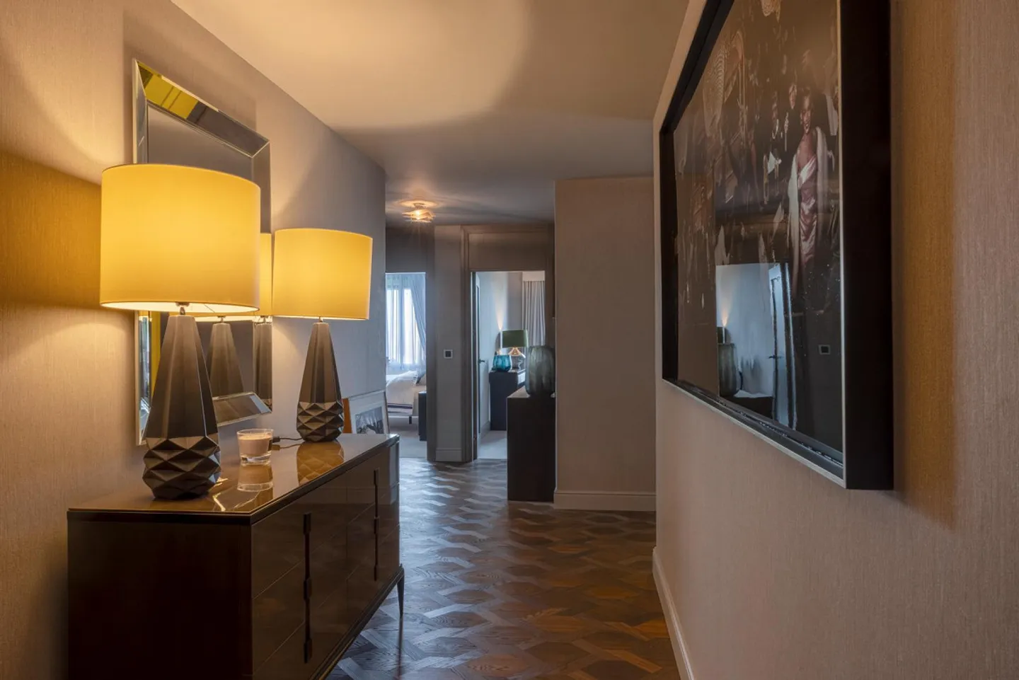 Exclusive 4 ½-Room City Apartment at Uetliberg in Zurich - Photo 3 of 4