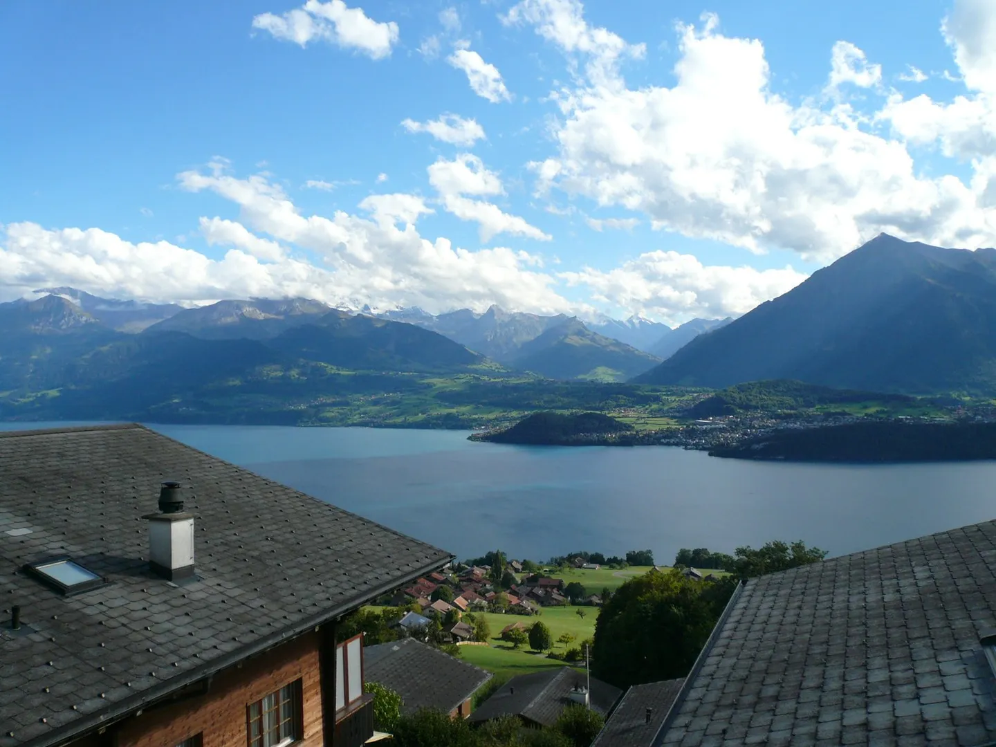 Appartamento 3.5 locali con vista libera sul lago e sulle montagne - Foto 11 di 11