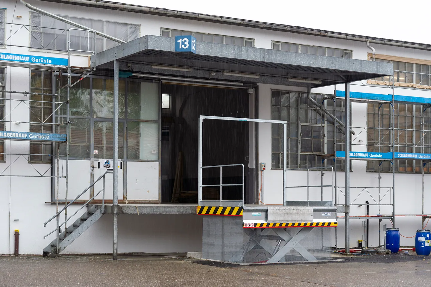 Espace de stockage accessible 24/7 dans la zone industrielle de Wetzikon - Photo 2 sur 3