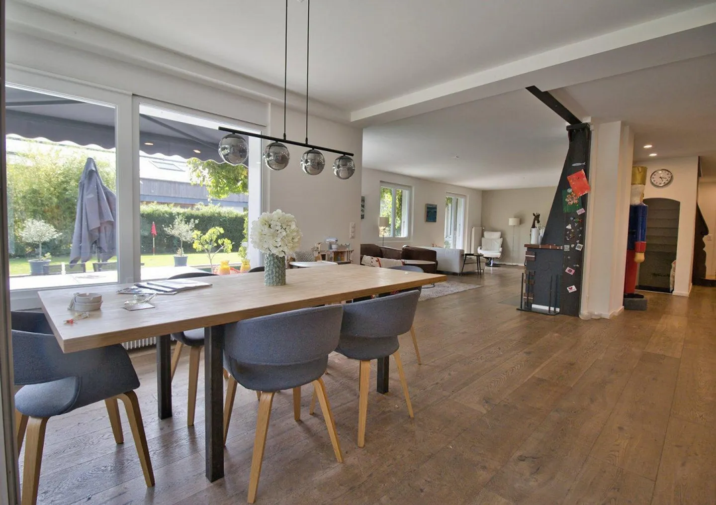 Traumhafte Lage/Garten- und Poolparadies/unmittelbar nähe Aare - Foto 10 von 17