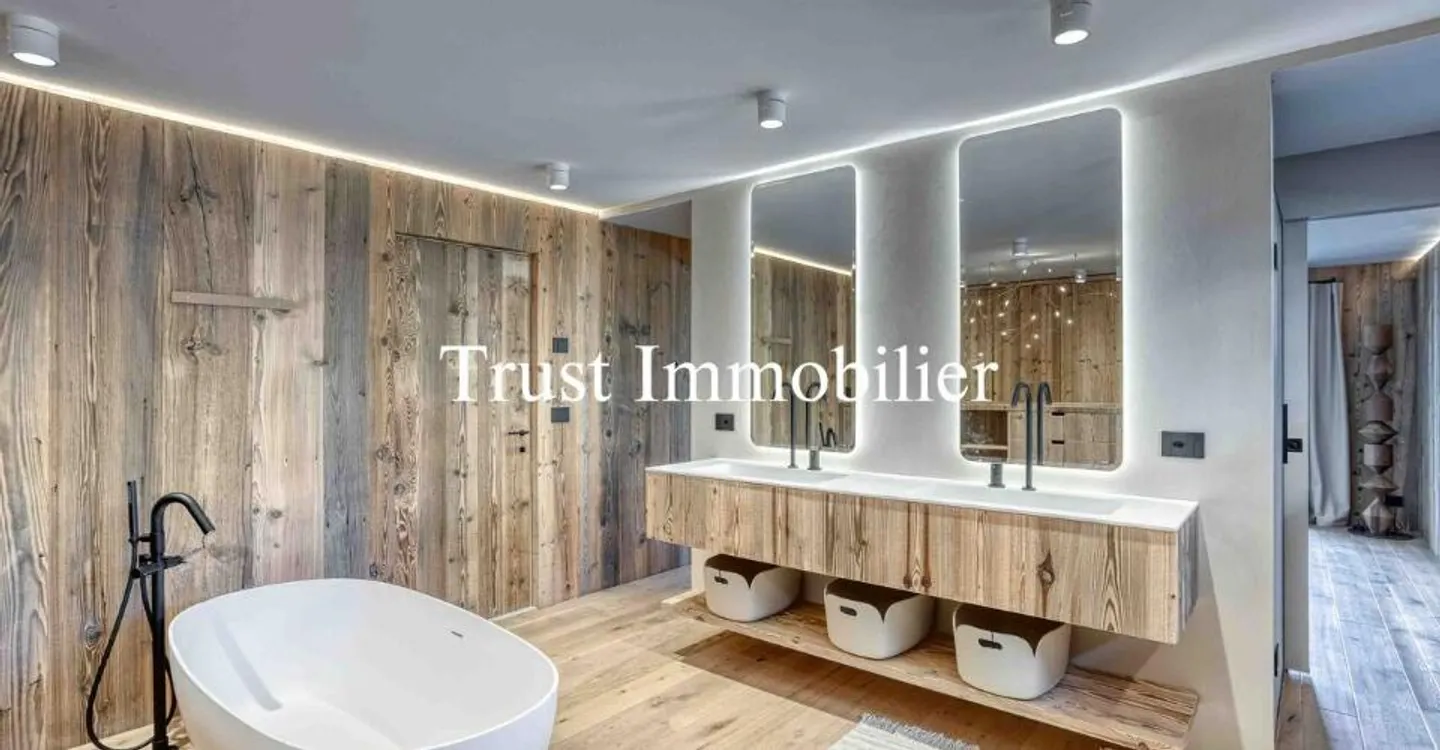 Luxury Chalet in Crans-Montana - Photo 10 of 13