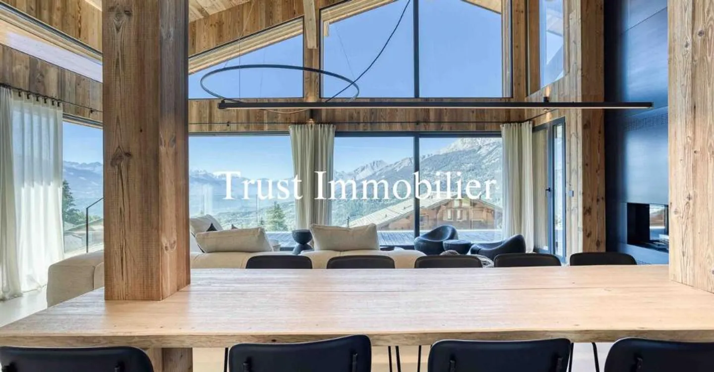 Luxury Chalet in Crans-Montana - Photo 12 of 13