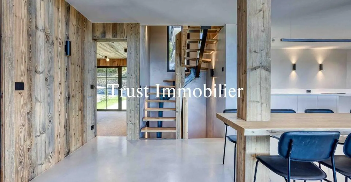 Luxury Chalet in Crans-Montana - Photo 13 of 13