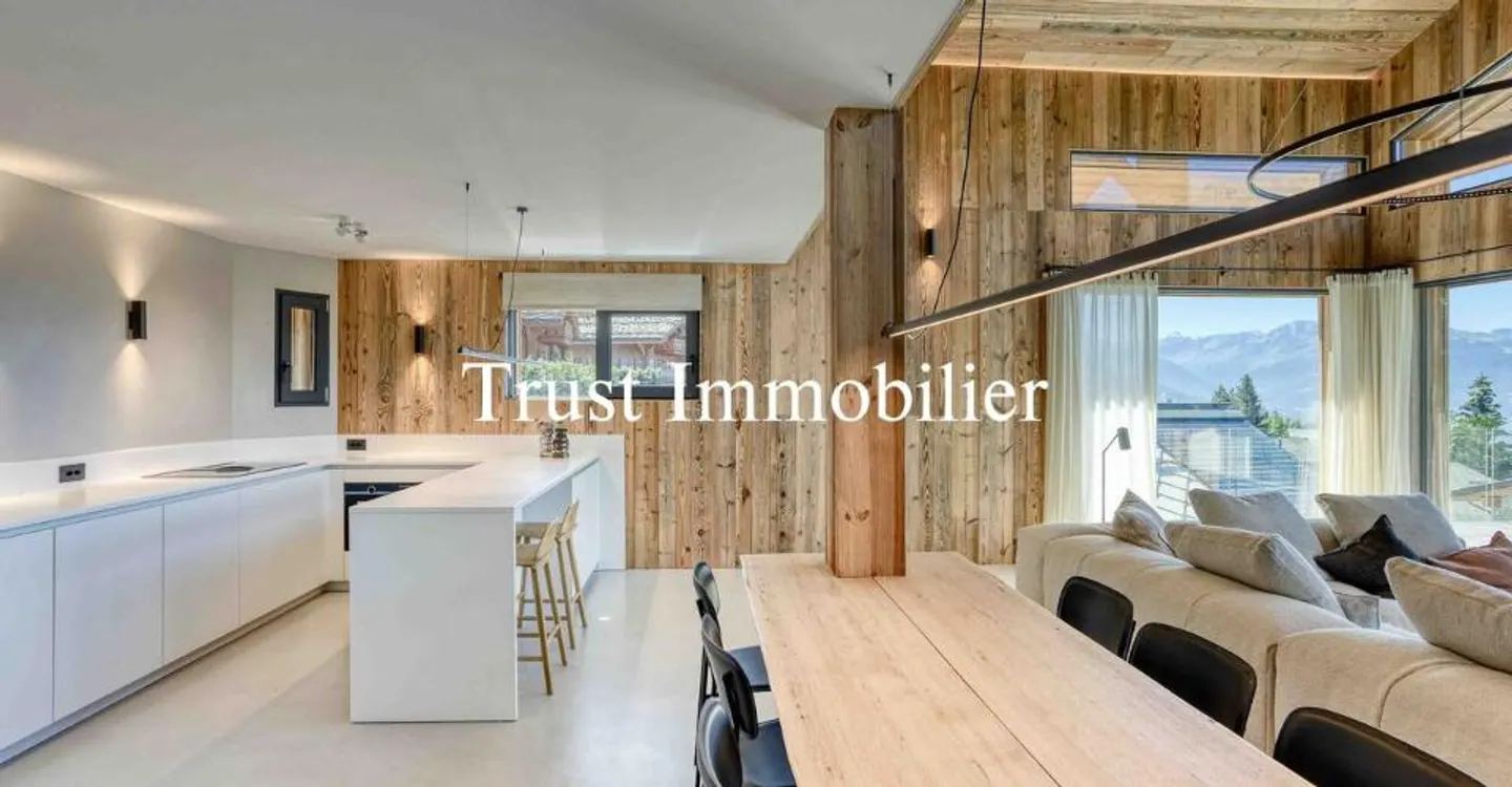 Luxury Chalet in Crans-Montana - Photo 3 of 13