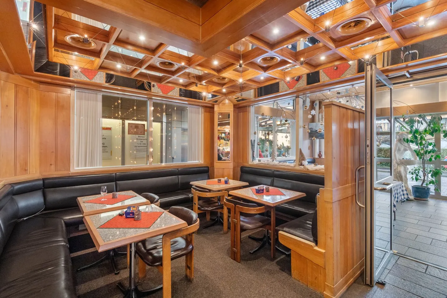 Restaurant "im Zentrum" - Pächter gesucht! - Foto 3 von 7