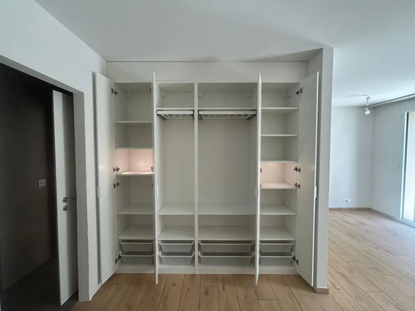 Apartment for rent - Photo 11 of 13