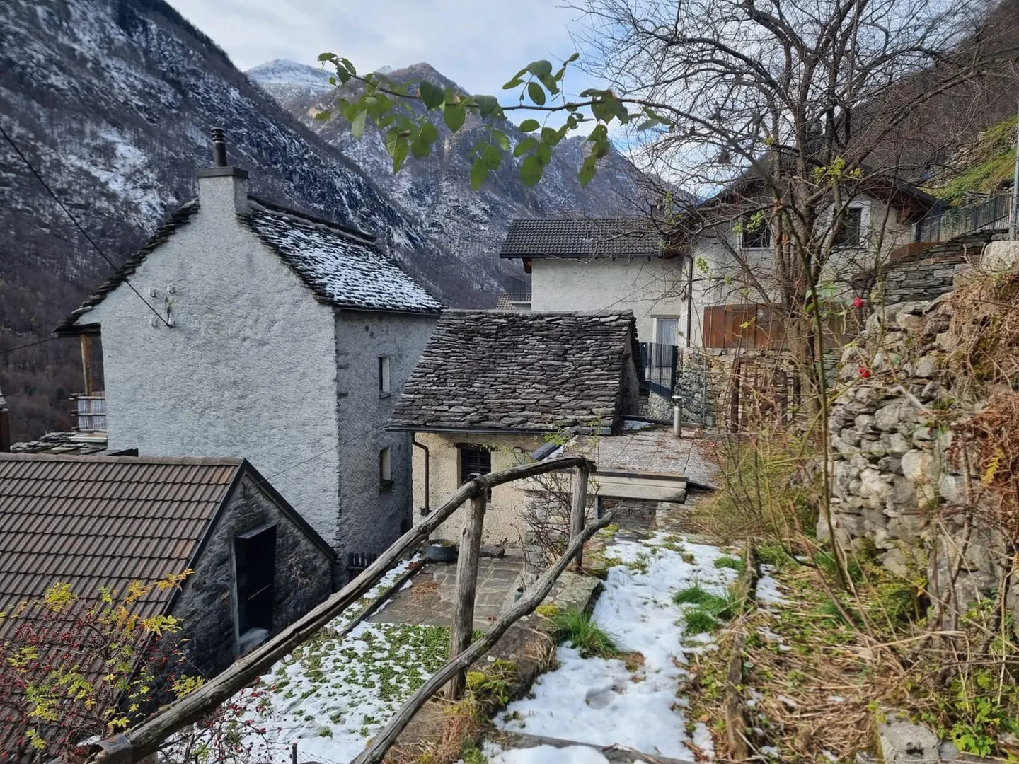 Rustico of 2.5 rooms, in the nucleus, with garden and terrace - Photo 7 of 9