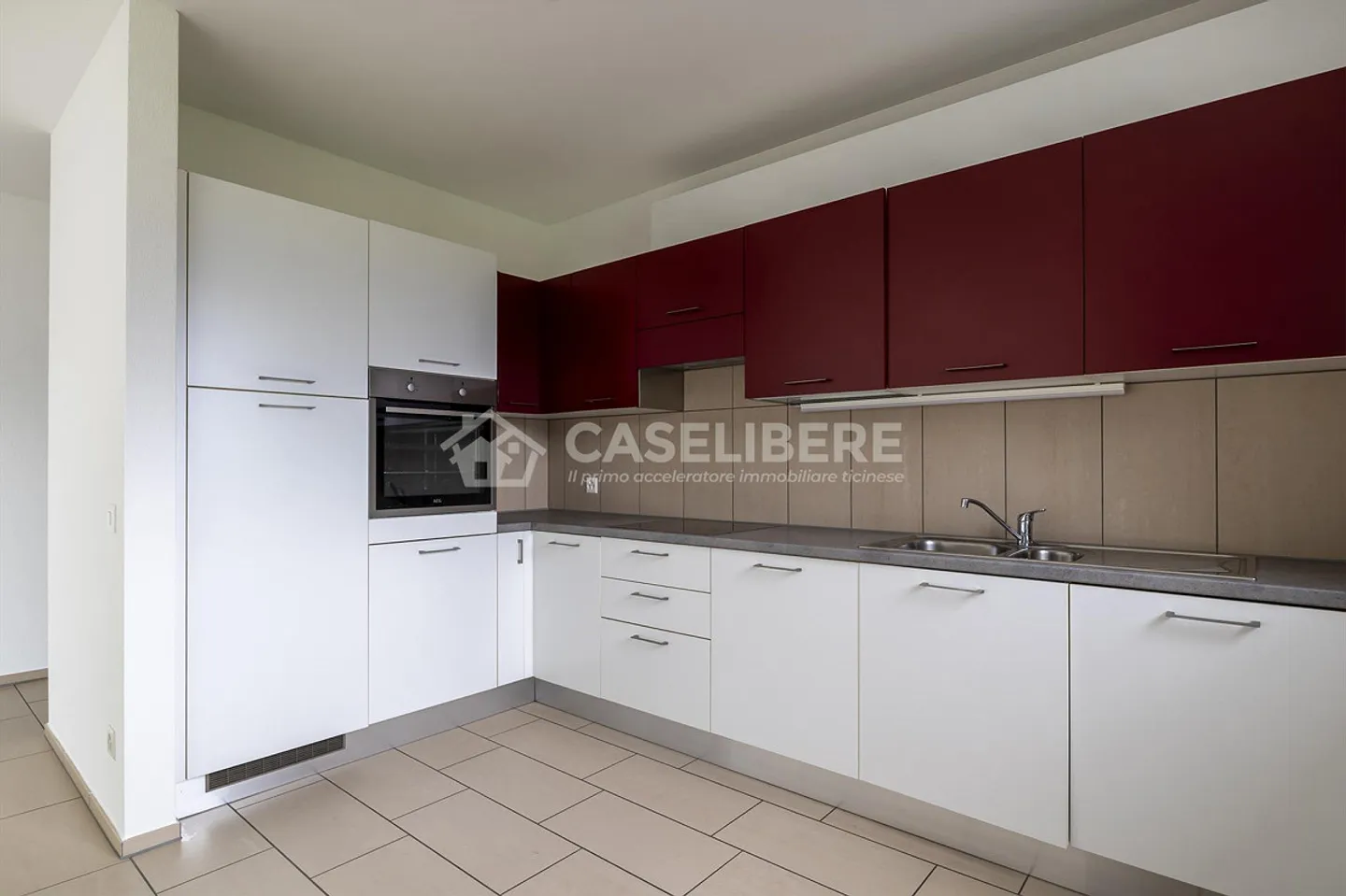 ELEGANT 4.5 ROOMS IN BELLINZONA NORTH - Photo 5 of 15