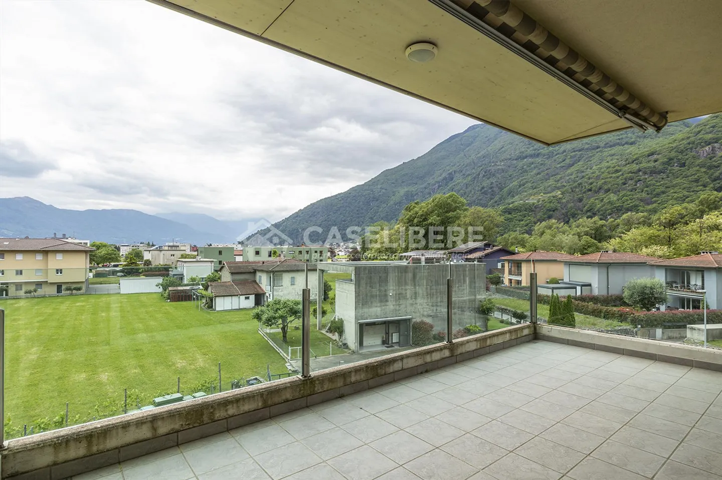 ELEGANT 4.5 ROOMS IN BELLINZONA NORTH - Photo 8 of 15