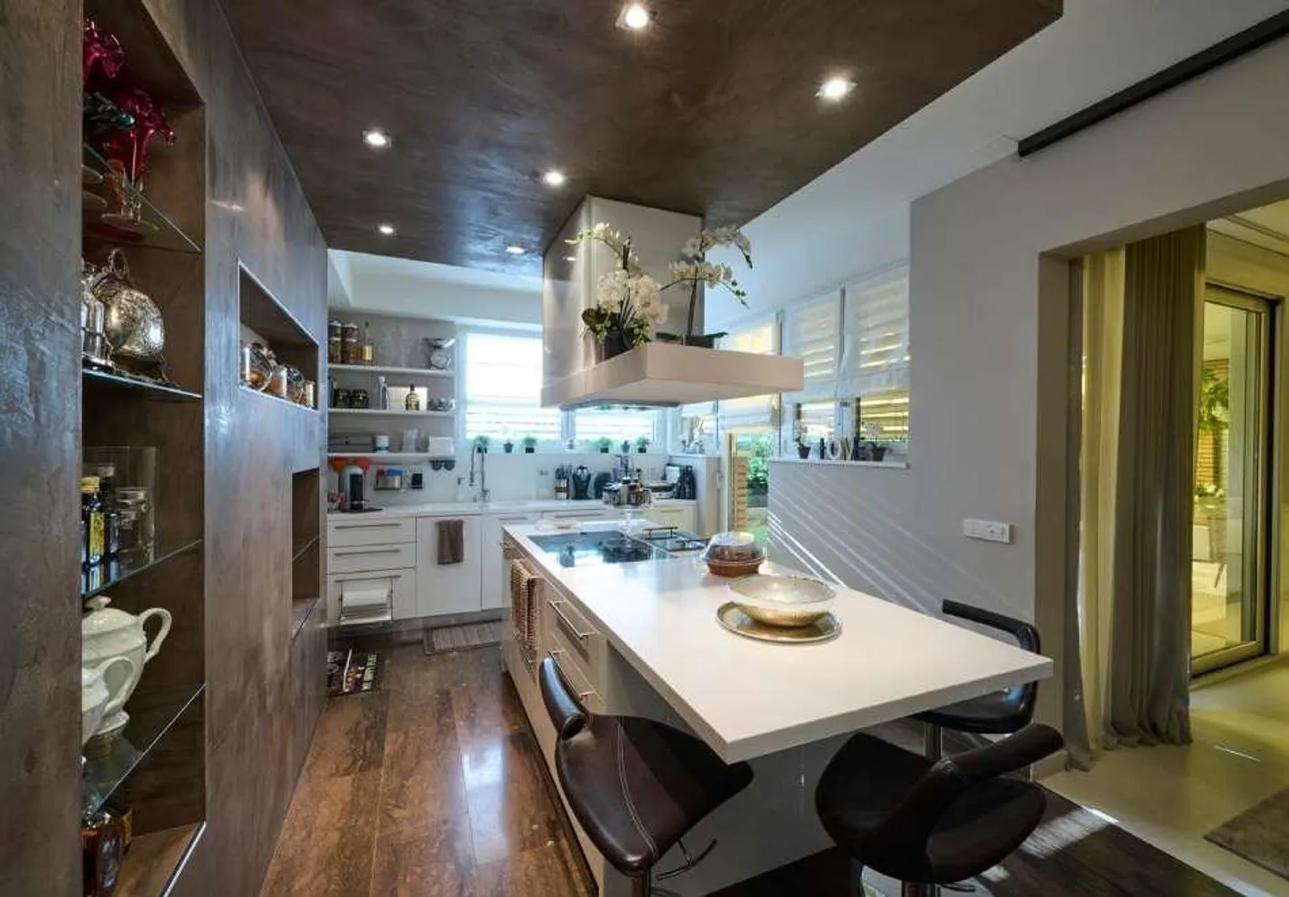 Lugano, außergewöhnliche 5,5-Zimmer-Wohnung mit Garten - Foto 6 von 13