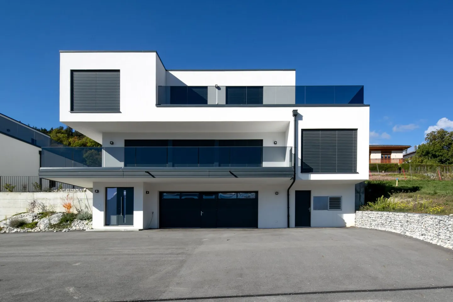 Villa moderne avec vue alpine - Photo 1 sur 13