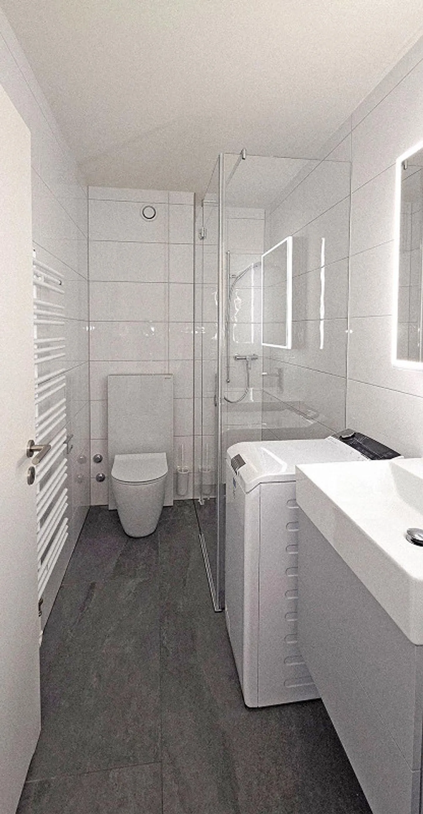 Spacious 2-room apartment with lake and mountain view, 55 m2 - Photo 7 of 8