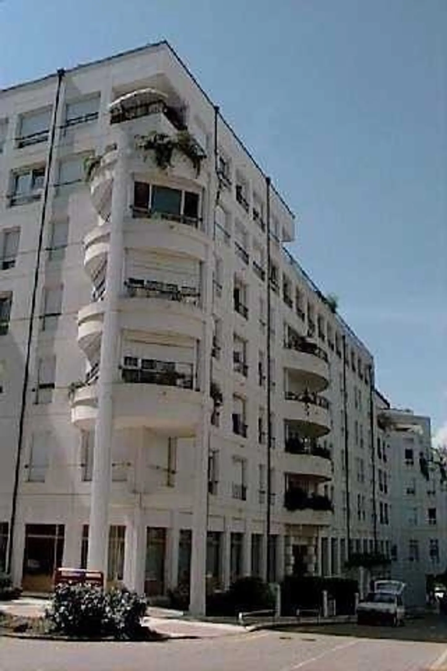 Unterirdischer Platz, 1208 Genf - Foto 2 von 2