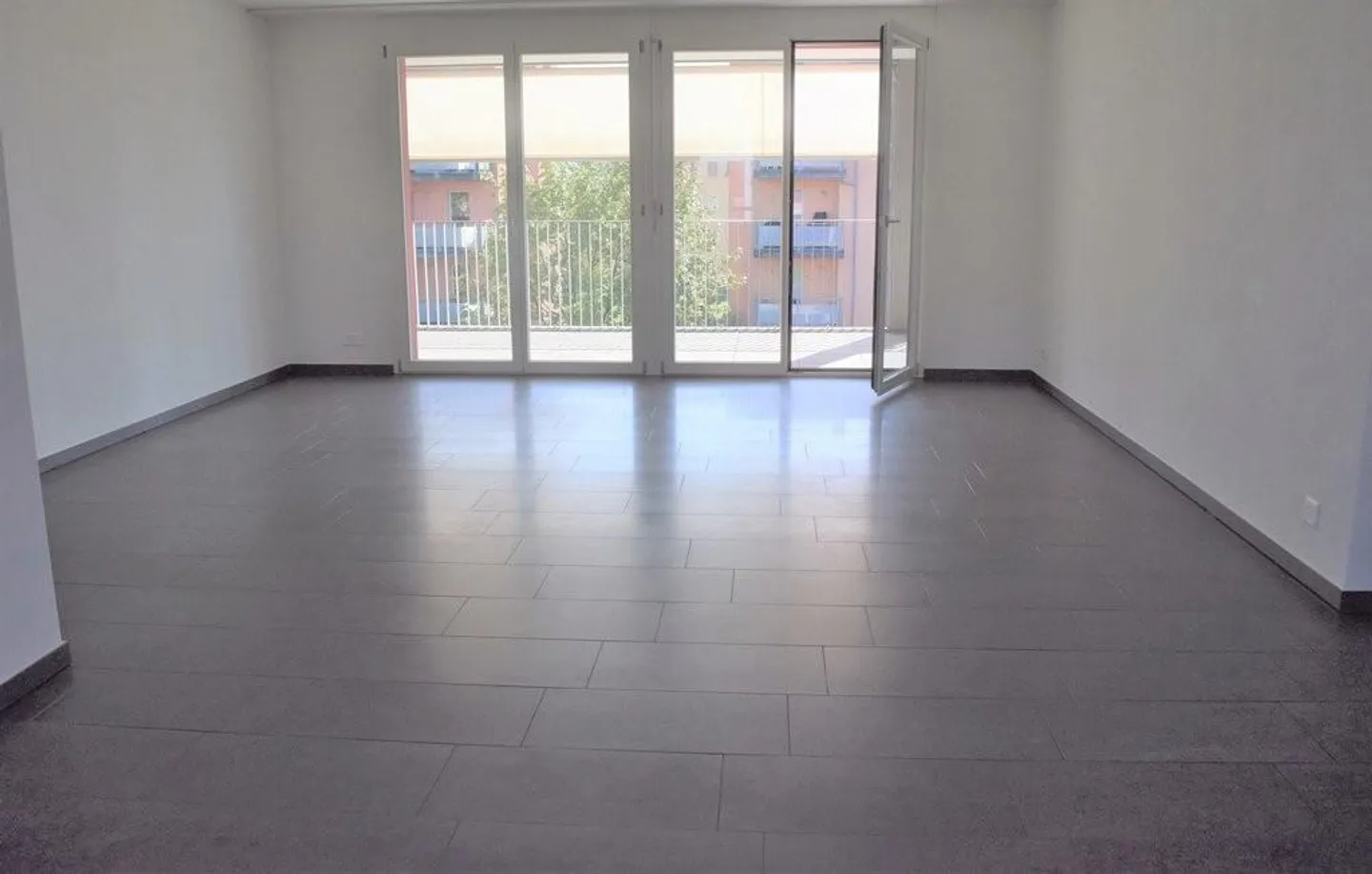 Qui aspetta la tua nuova casa a Volketswil - Foto 3 di 7