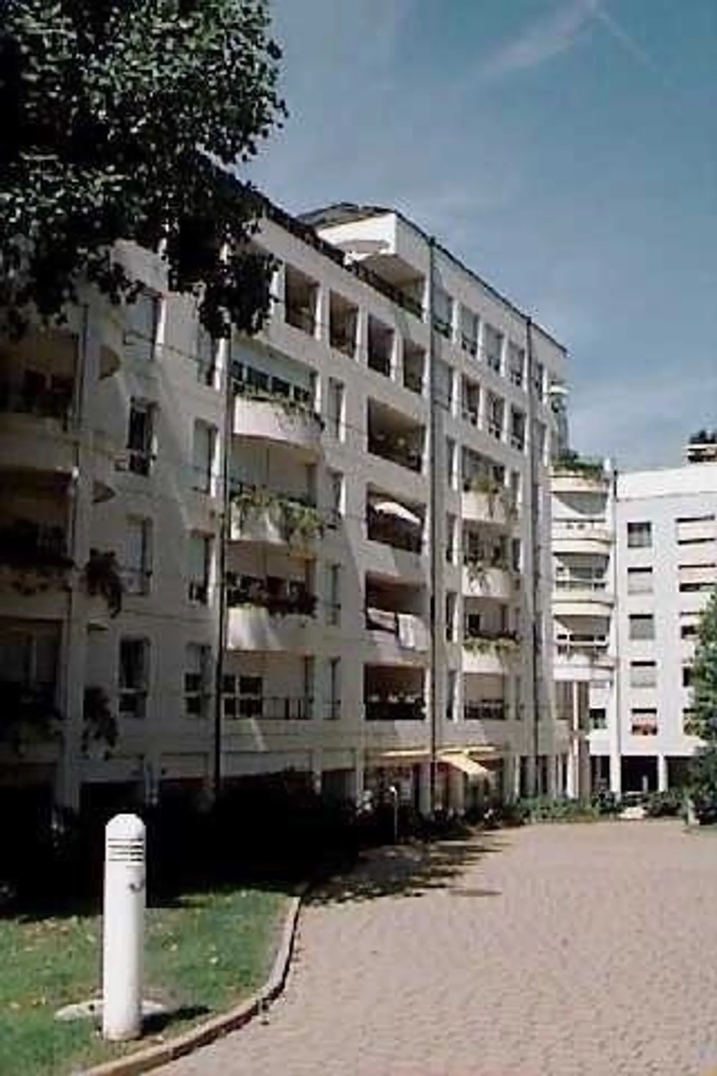 Unterirdischer Platz, 1208 Genf - Foto 1 von 2