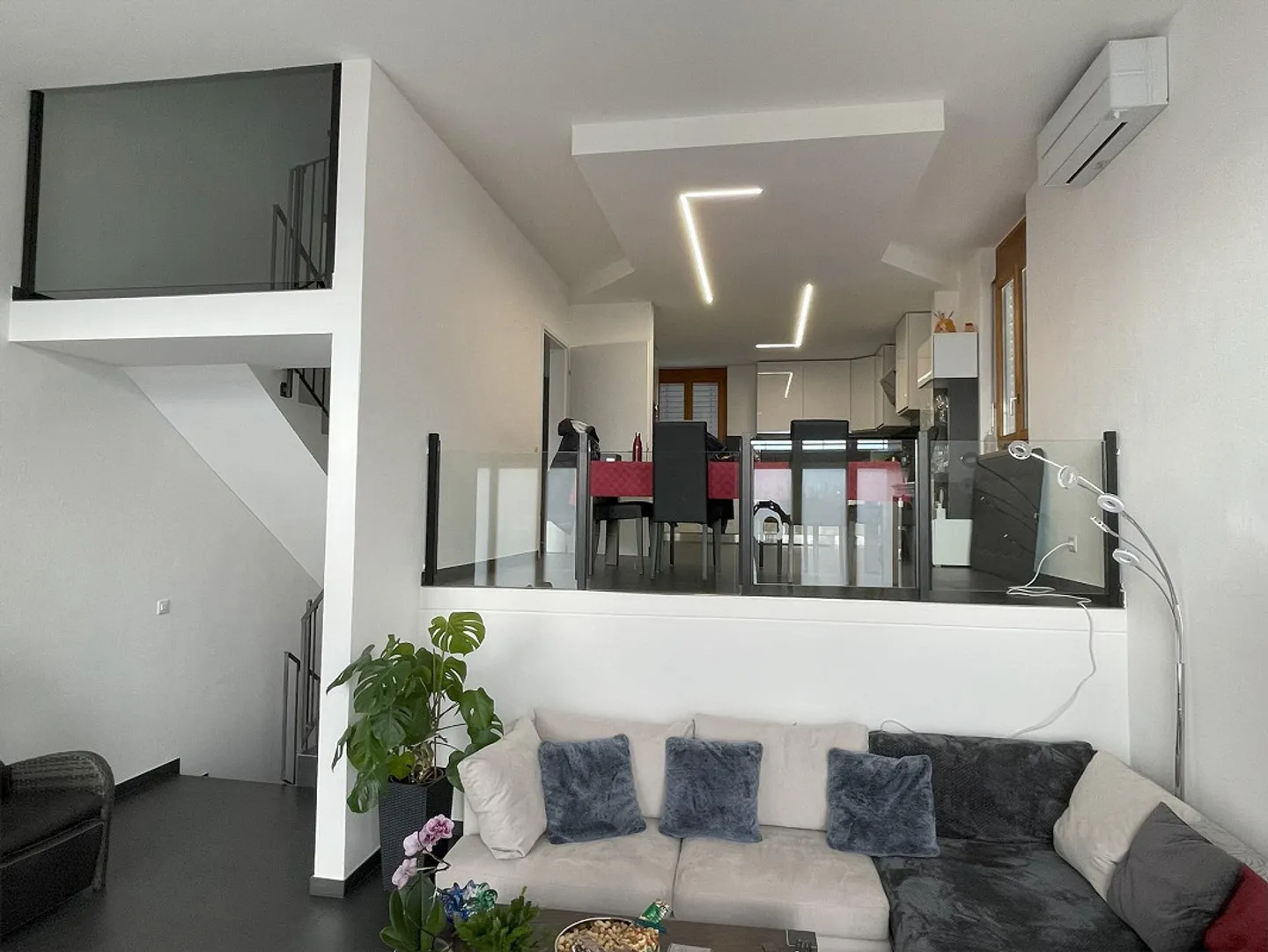 Casa unifamiliare, zona Galbisio, con vista imprendibile su Bellinzona - Foto 4 di 15