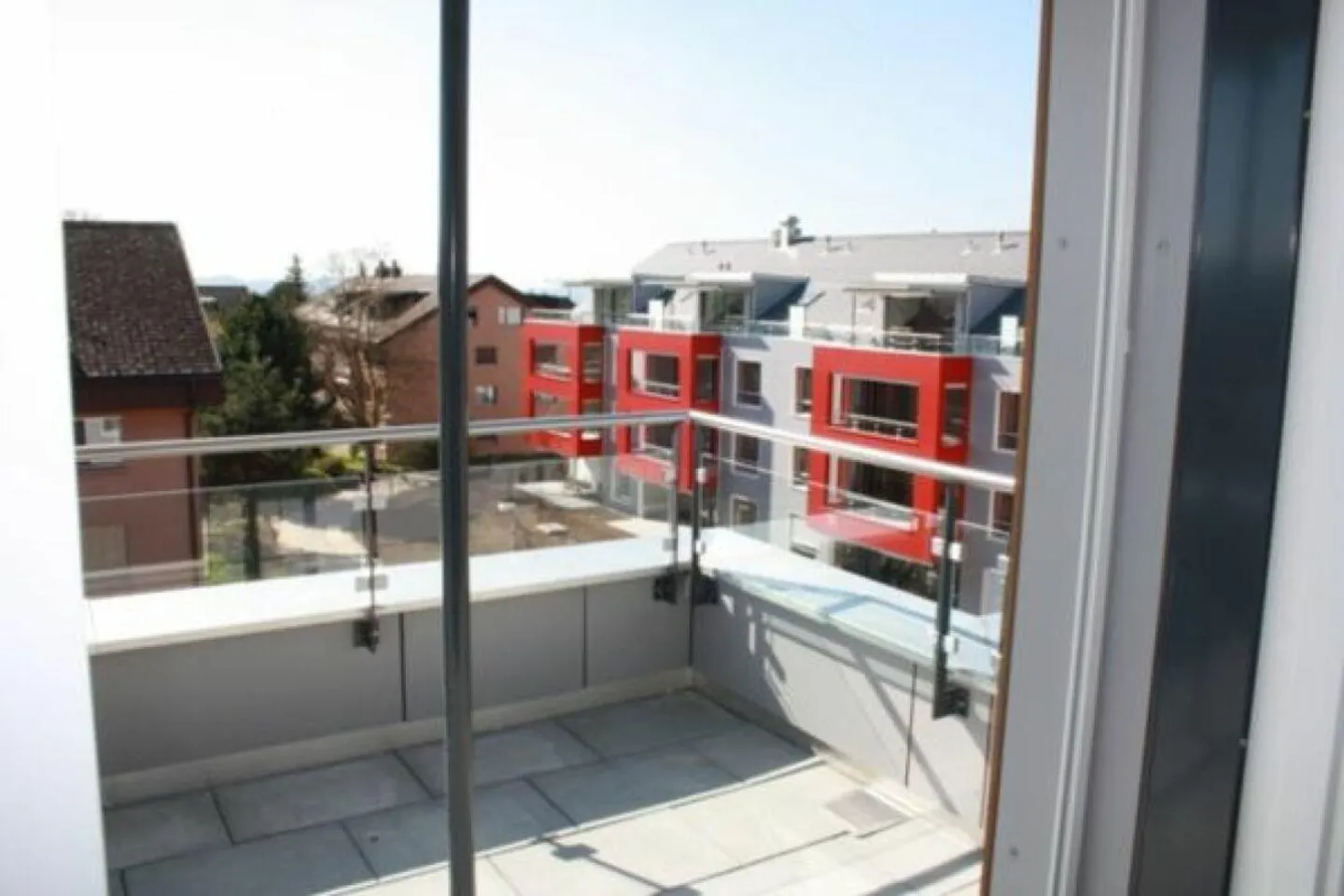 Attico soleggiato di 4,5 stanze con standard di proprietà condominiale - Foto 7 di 11