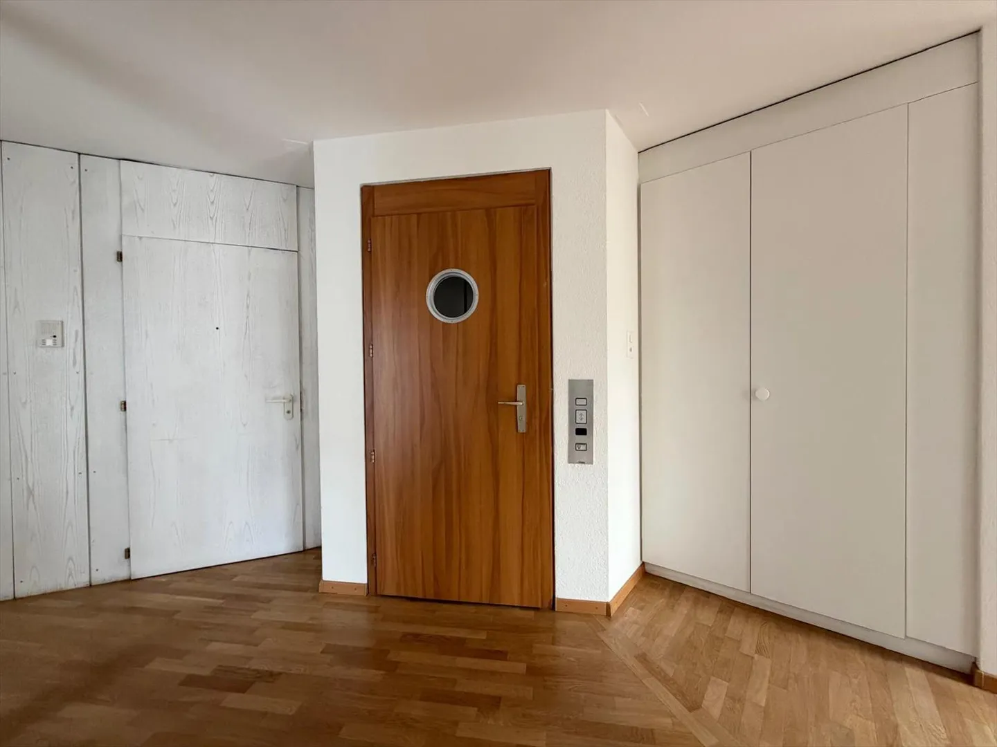 4.5 Room Apartment - Photo 4 of 12