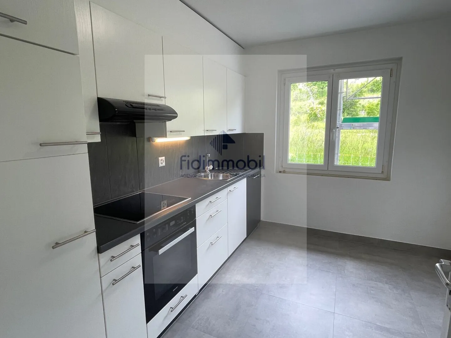 Charming Apartment with Free Cellar - Photo 1 of 6
