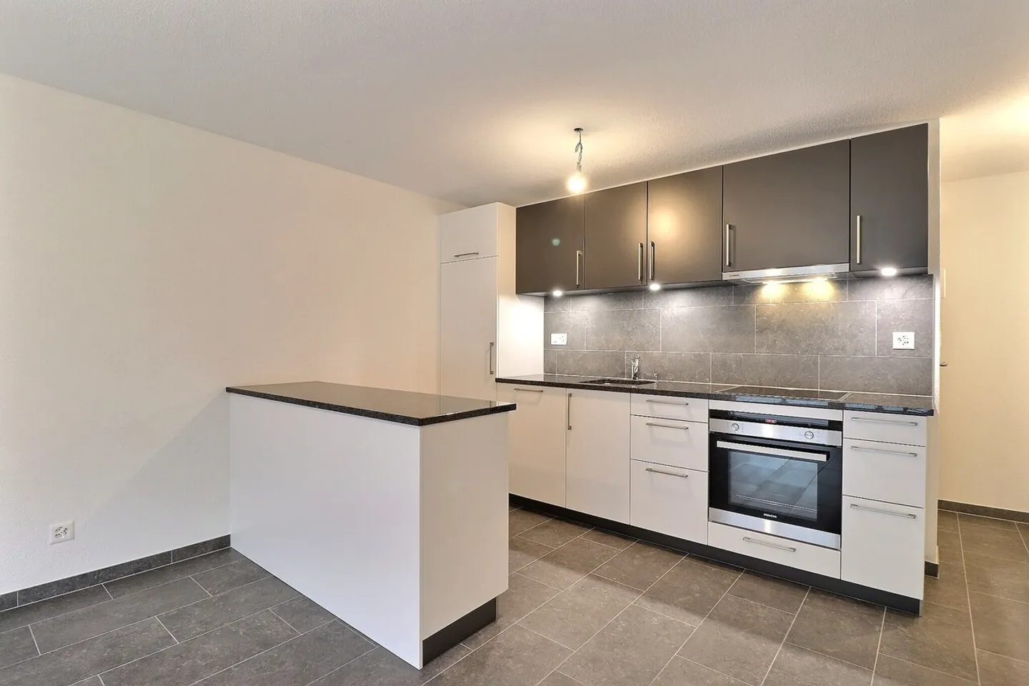 Appartamento moderno a Martigny - Foto 1 di 10