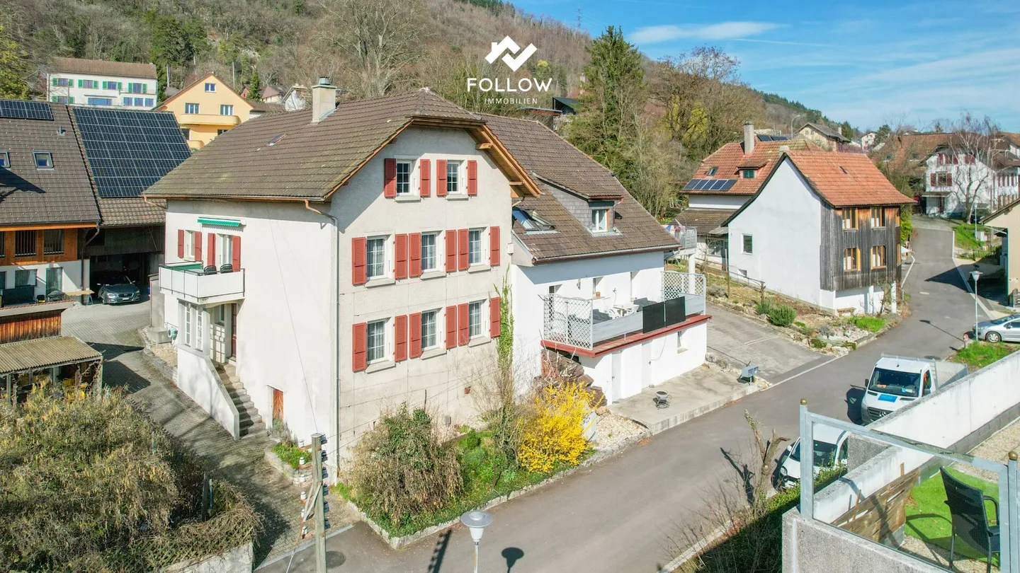 Zentrales Ein- oder Mehrfamilienhaus mit Landreserve - Foto 6 von 24