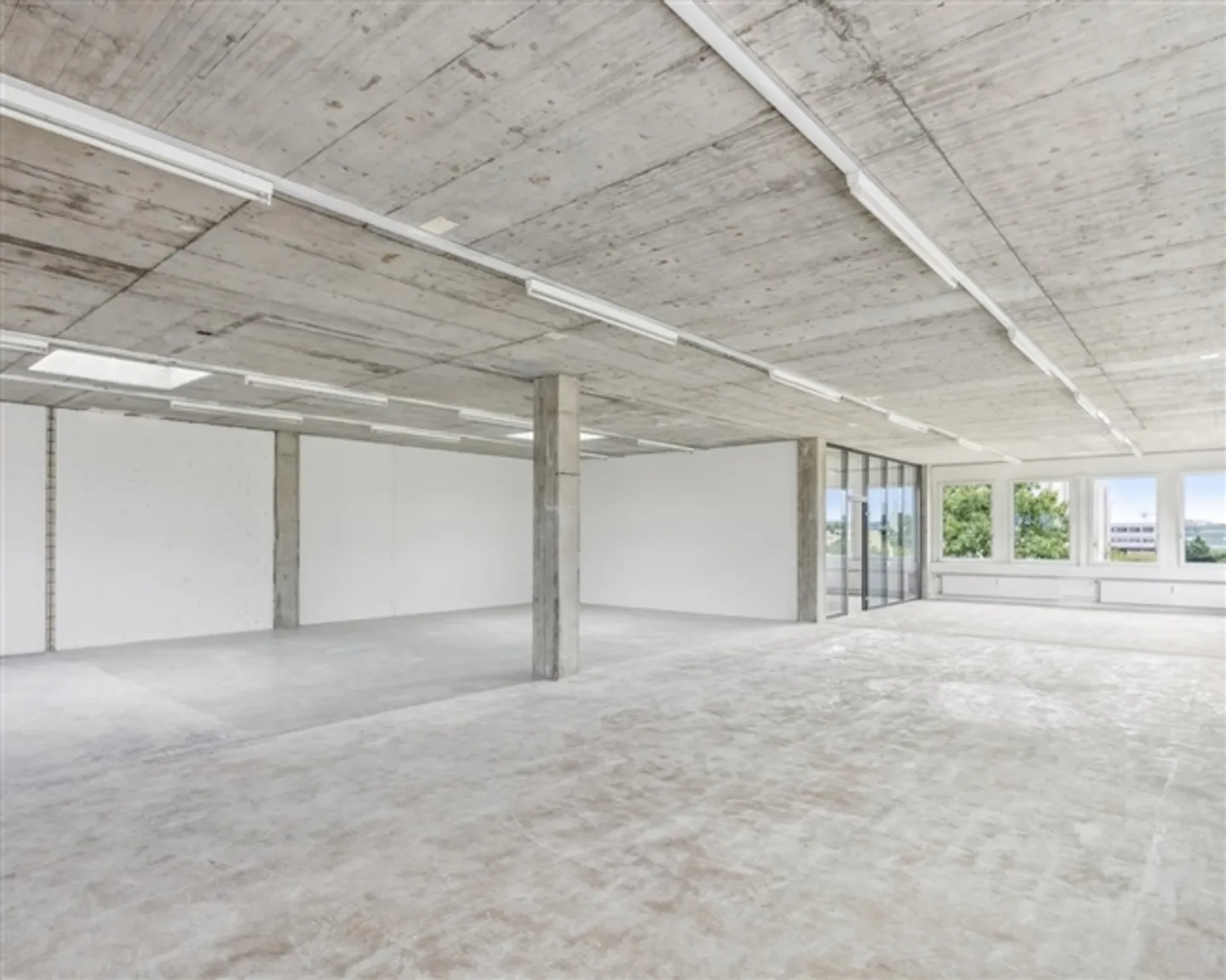 Gewerbefläche mit hoher Sichtbarkeit - Foto 6 von 8