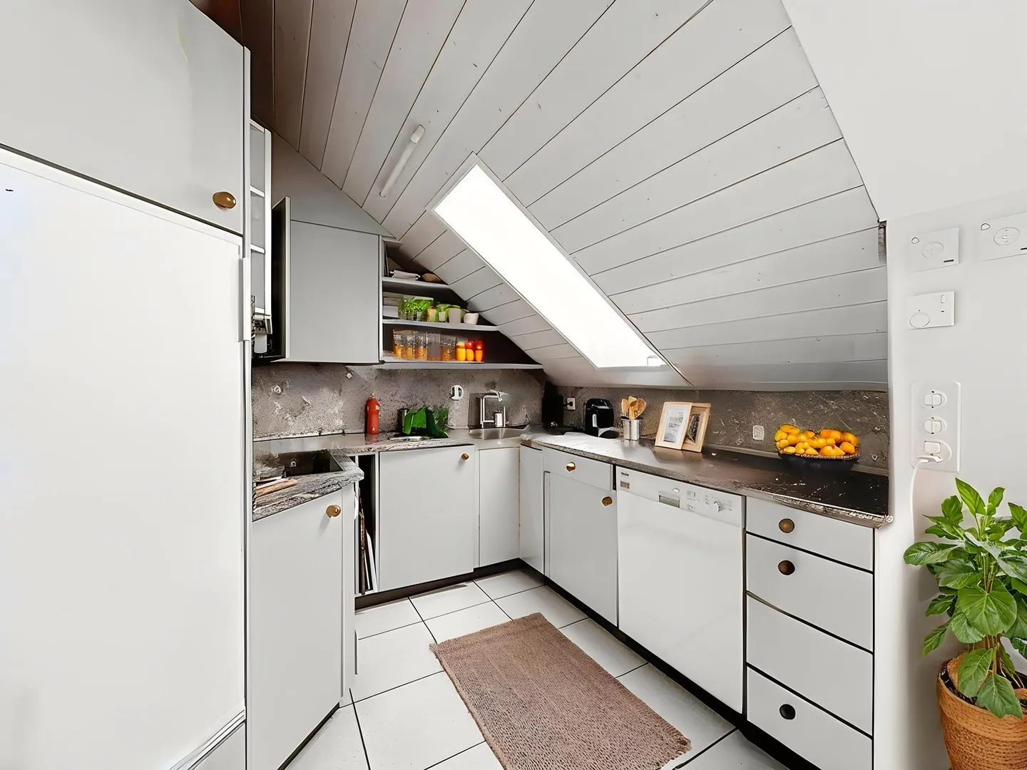 Panorama unico sul lago e sulle Alpi - Appartamento con soppalco come pezzo centrale - Foto 9 di 17