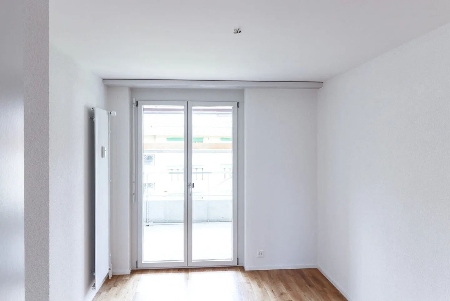 Appartamento attraente di 4,5 stanze in una posizione tranquilla - Foto 8 di 11