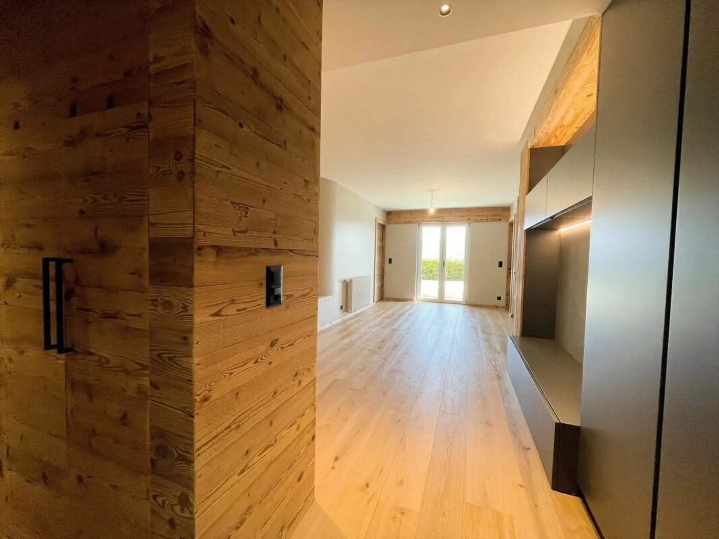 Wohnung kaufen - Foto 1 von 17