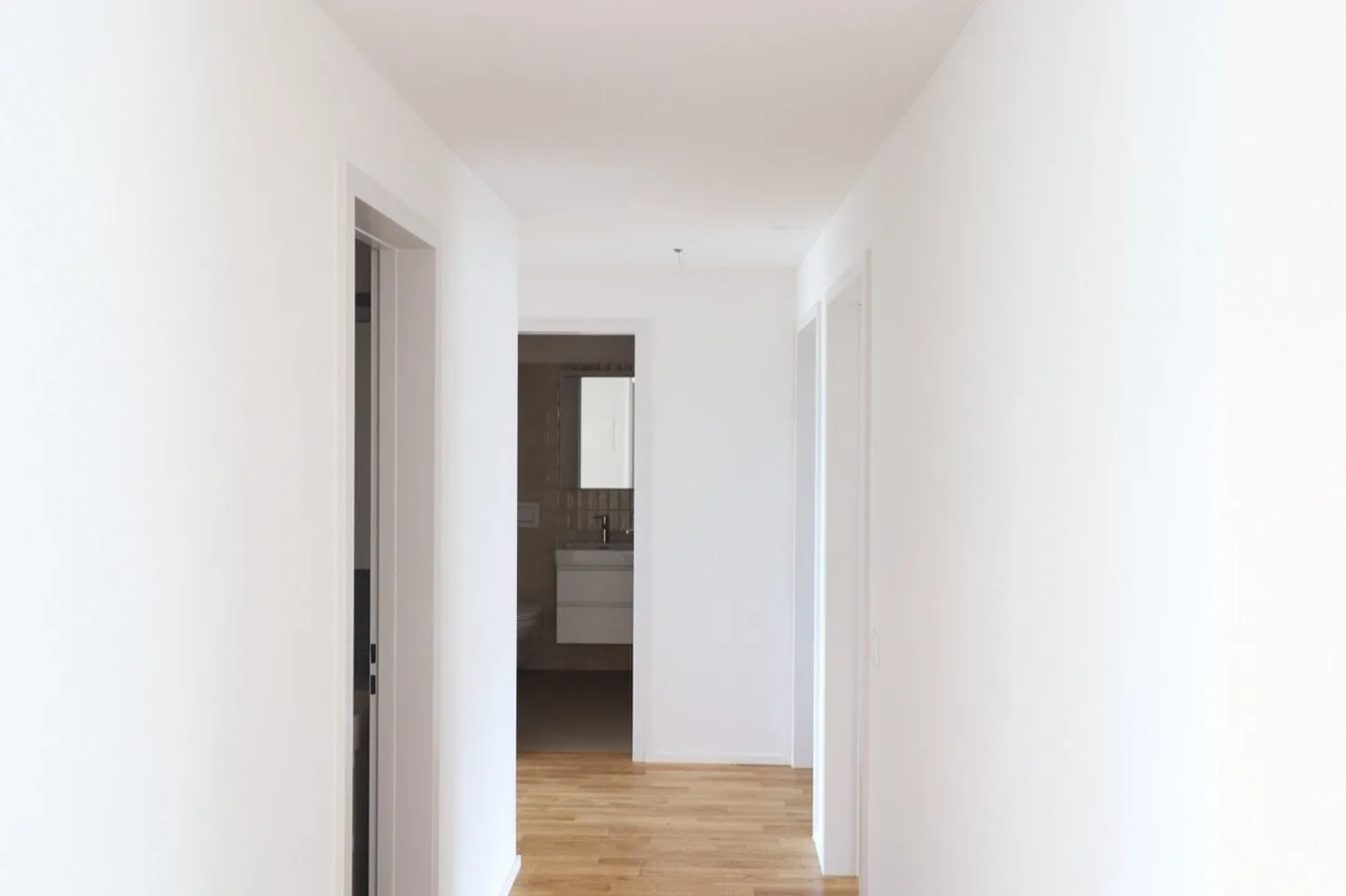 Appartamento attraente di 4,5 stanze in una posizione tranquilla - Foto 10 di 11