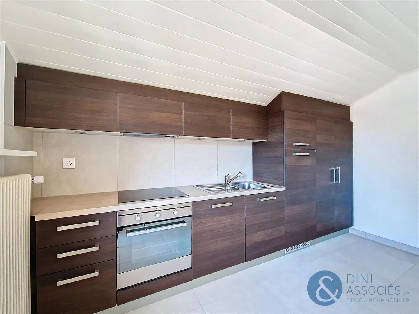 Dachgeschoss 3.5 Zimmer - Foto 1 von 8