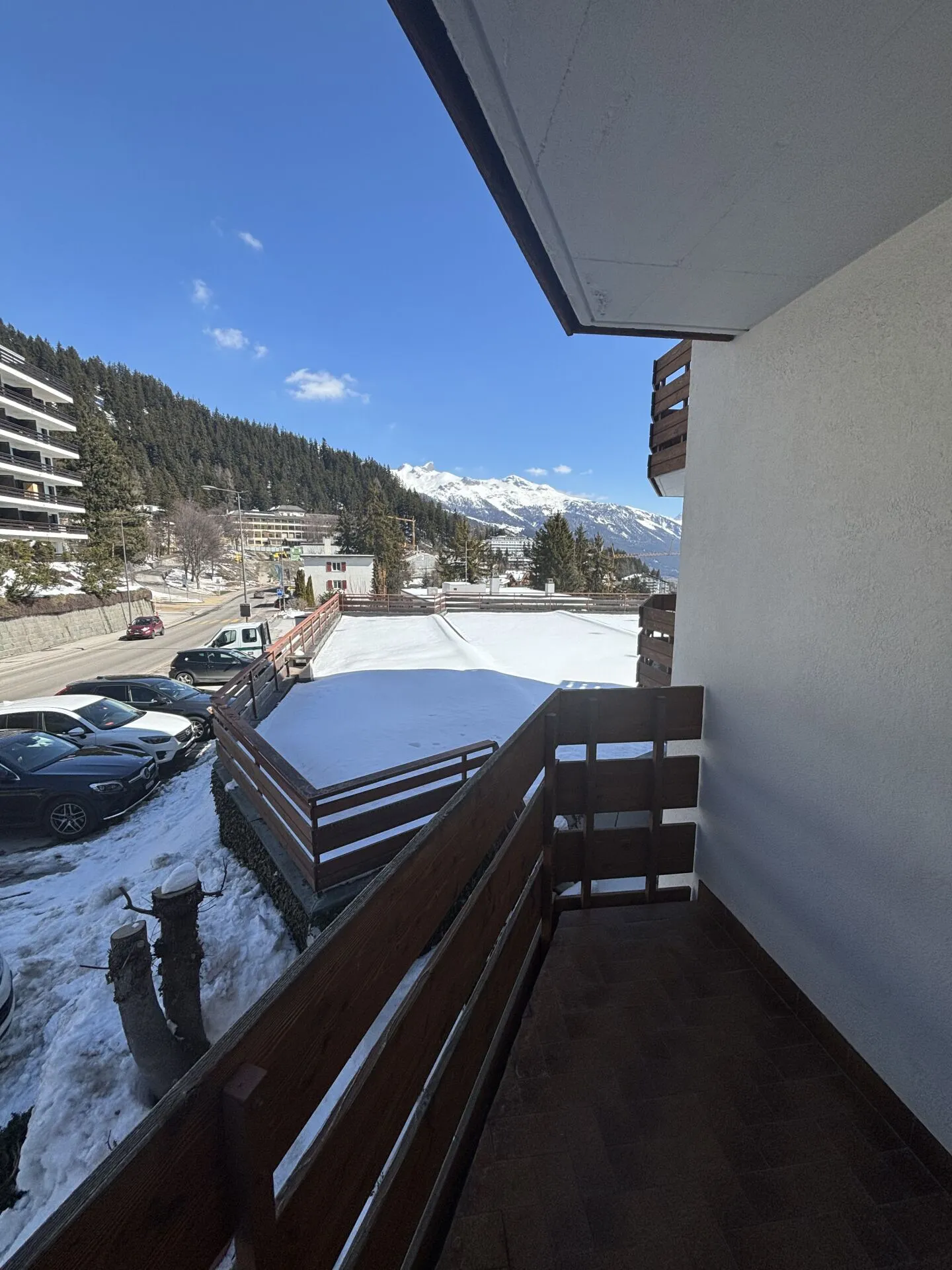 3.5-room apartment close to the center of Montana - Photo 3 of 7