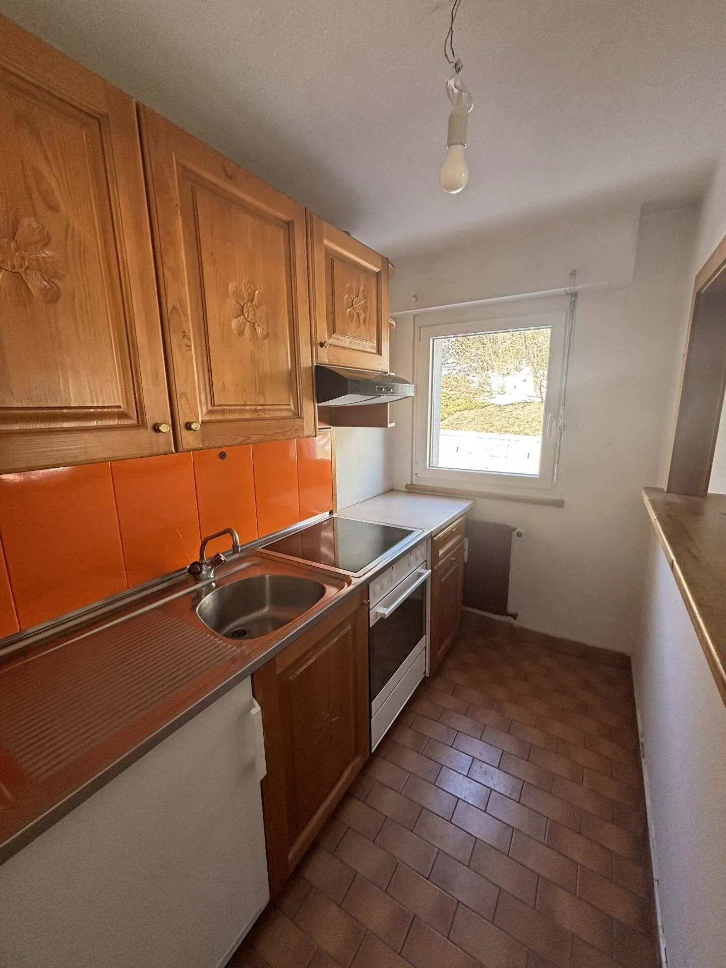 3.5-room apartment close to the center of Montana - Photo 4 of 7