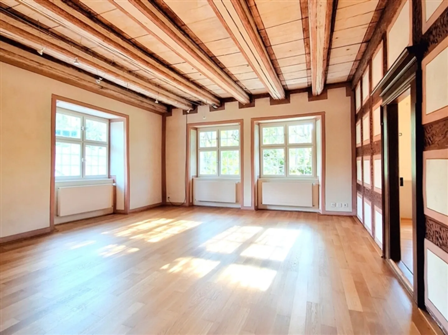 Appartamento di 7 stanze - Foto 2 di 13