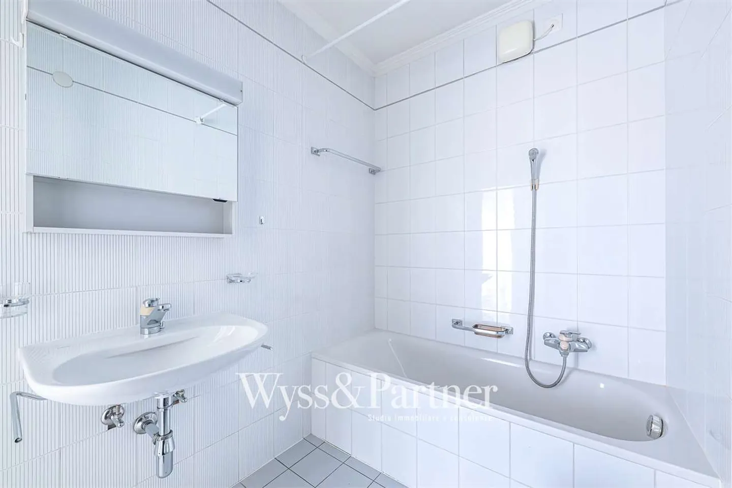 Studio apartment for rent in Chiasso - Central and well connected - Photo 6 of 9