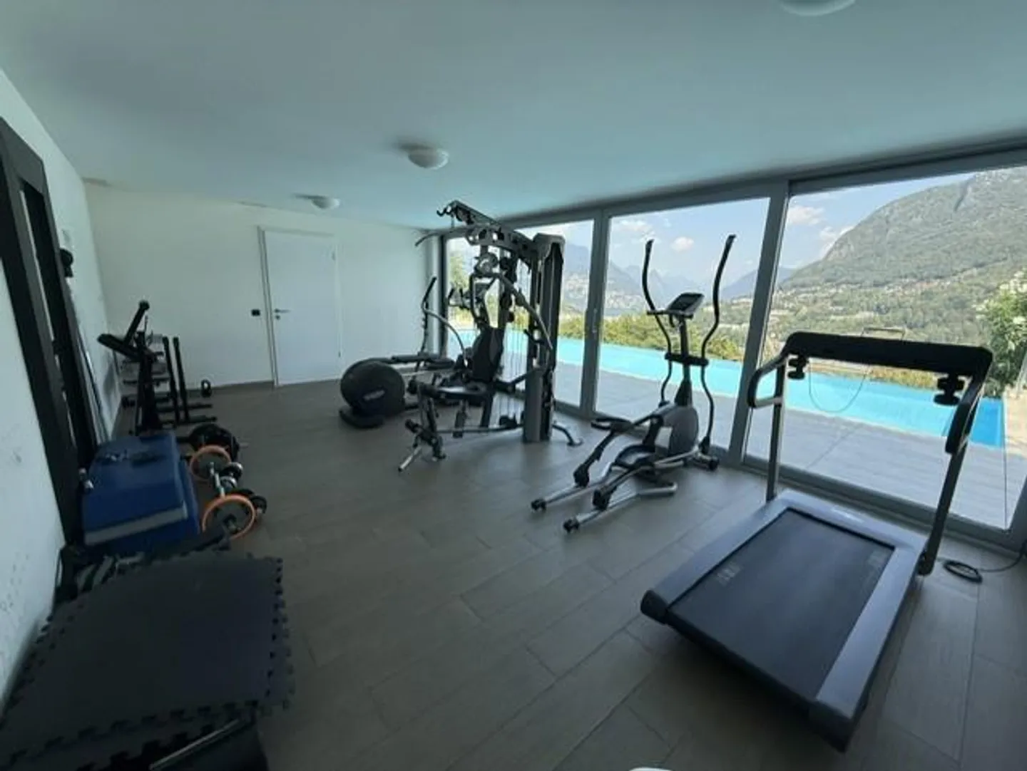 Duplex spectaculaire avec vue sur le lac - Photo 8 sur 9