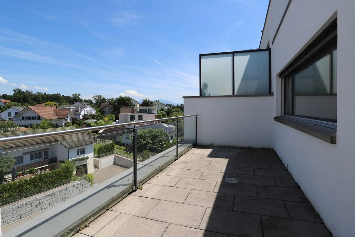 Appartement moderne avec terrasses - Photo 6 sur 11